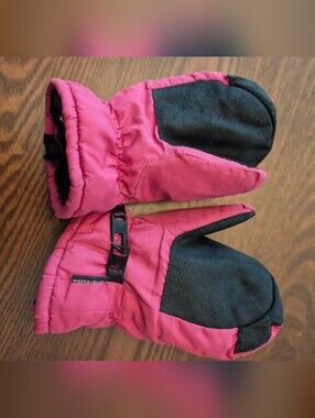 Kids Pink Snow Mittens